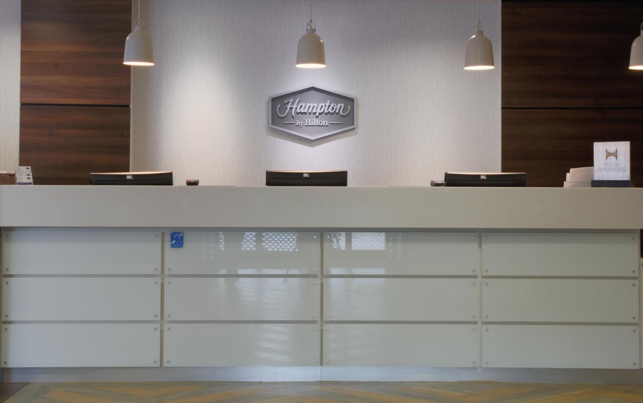 Hampton By Hilton Exeter Airport Otel Woodbury Dış mekan fotoğraf